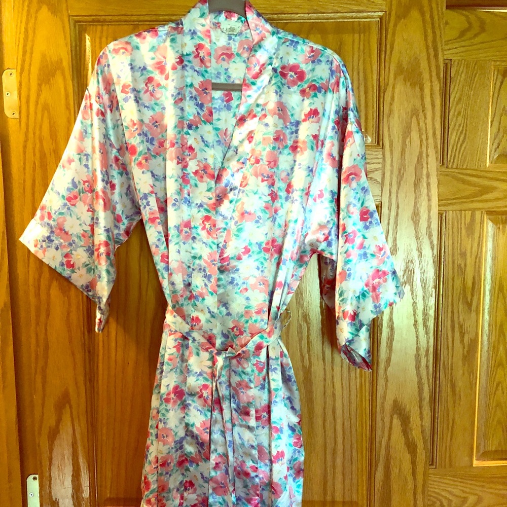 Vintage lingerie satin robe set